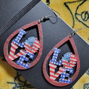 Americana Print LOVE Detail Water Drop Earrings